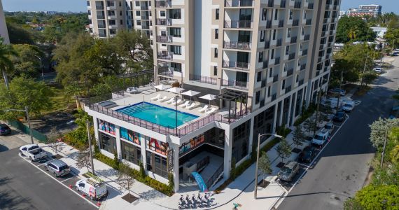 FIFTEEN Apartments