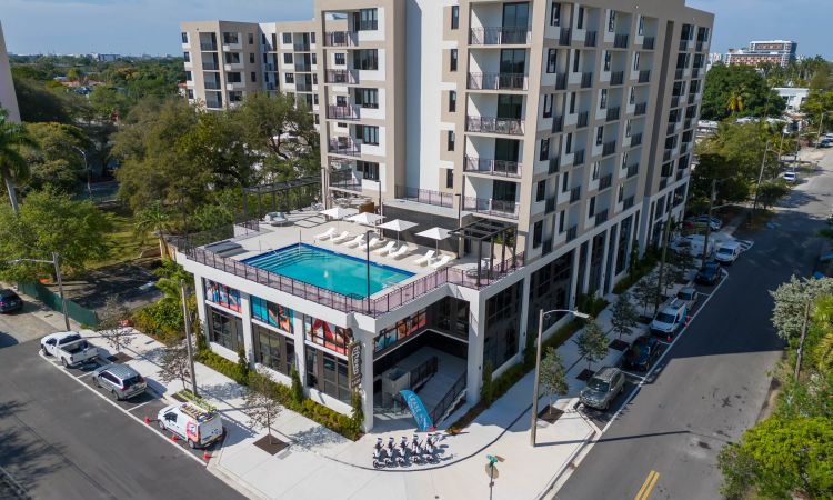 FIFTEEN Apartments